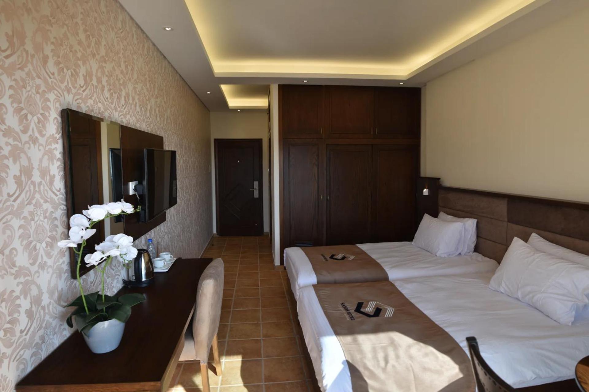 Sands Hotel Byblos エクステリア 写真